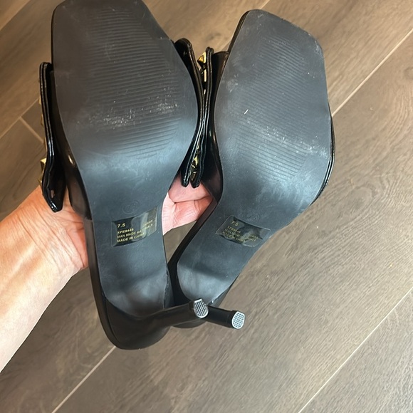 Cape Robbin Darian Slip On Black Open Toe High Heel Clogs with Gold Studs NEW - Picture 11 of 17